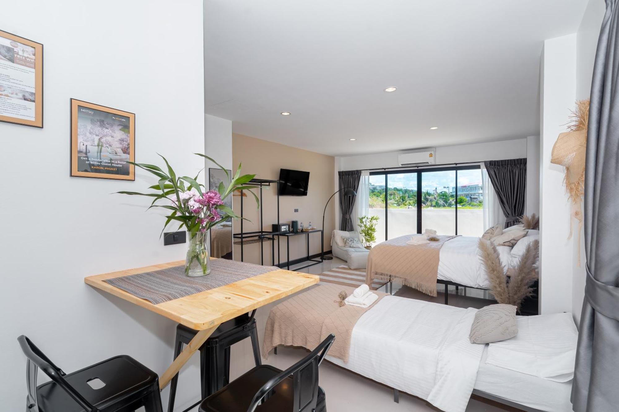 Mitsu Guesthouse Karon Екстериор снимка