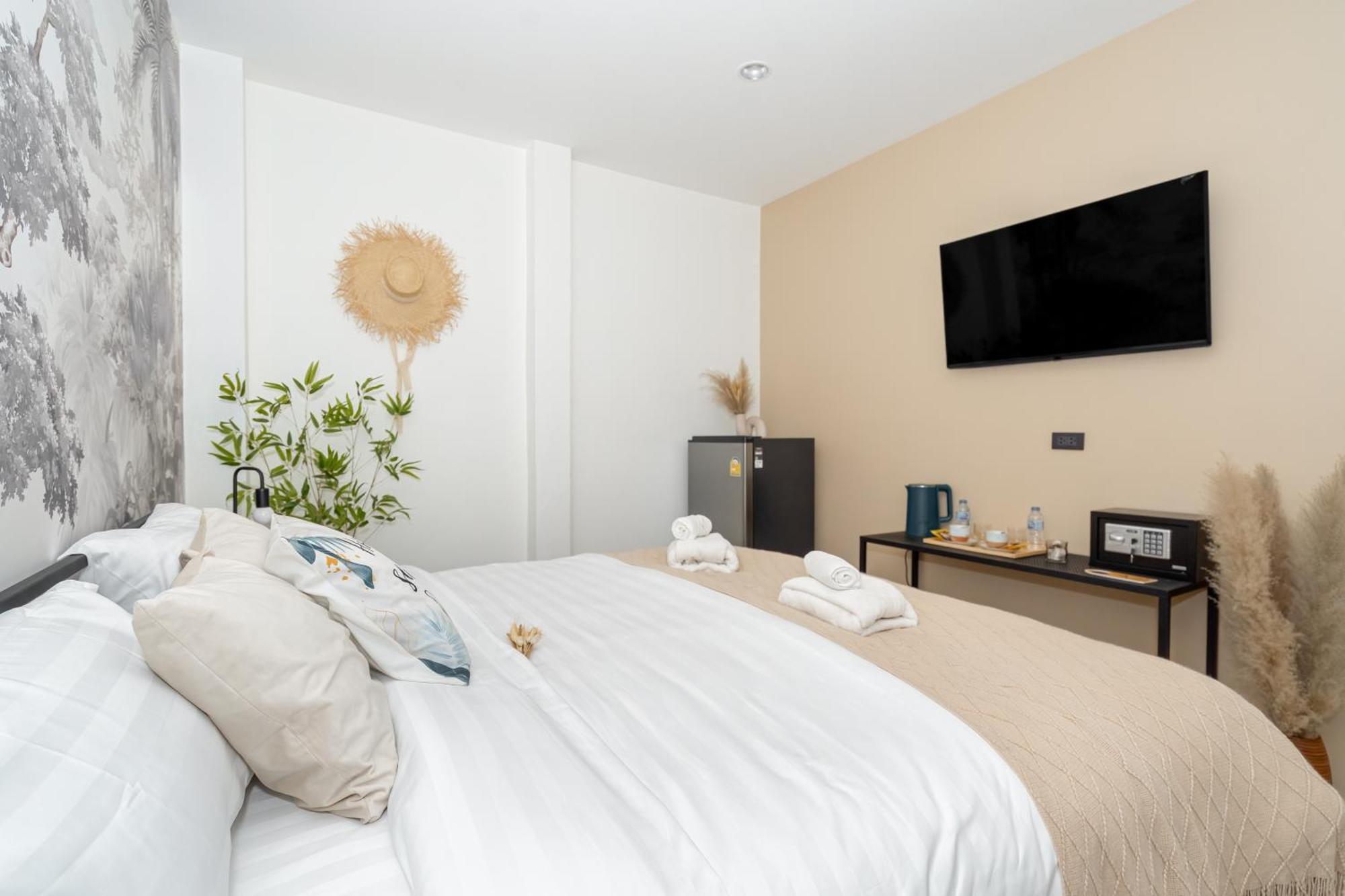 Mitsu Guesthouse Karon Екстериор снимка